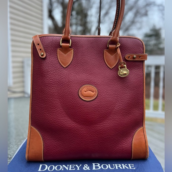Handbags - 🥵 VERY RARE 🔥 VINTAGE DOONEY AND BOURKE AWL GLADSTONE SHOPPING BAG